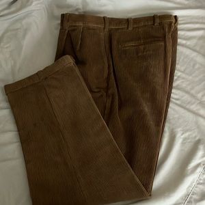 Like new Jos A Banks cordoroy cuffed pants